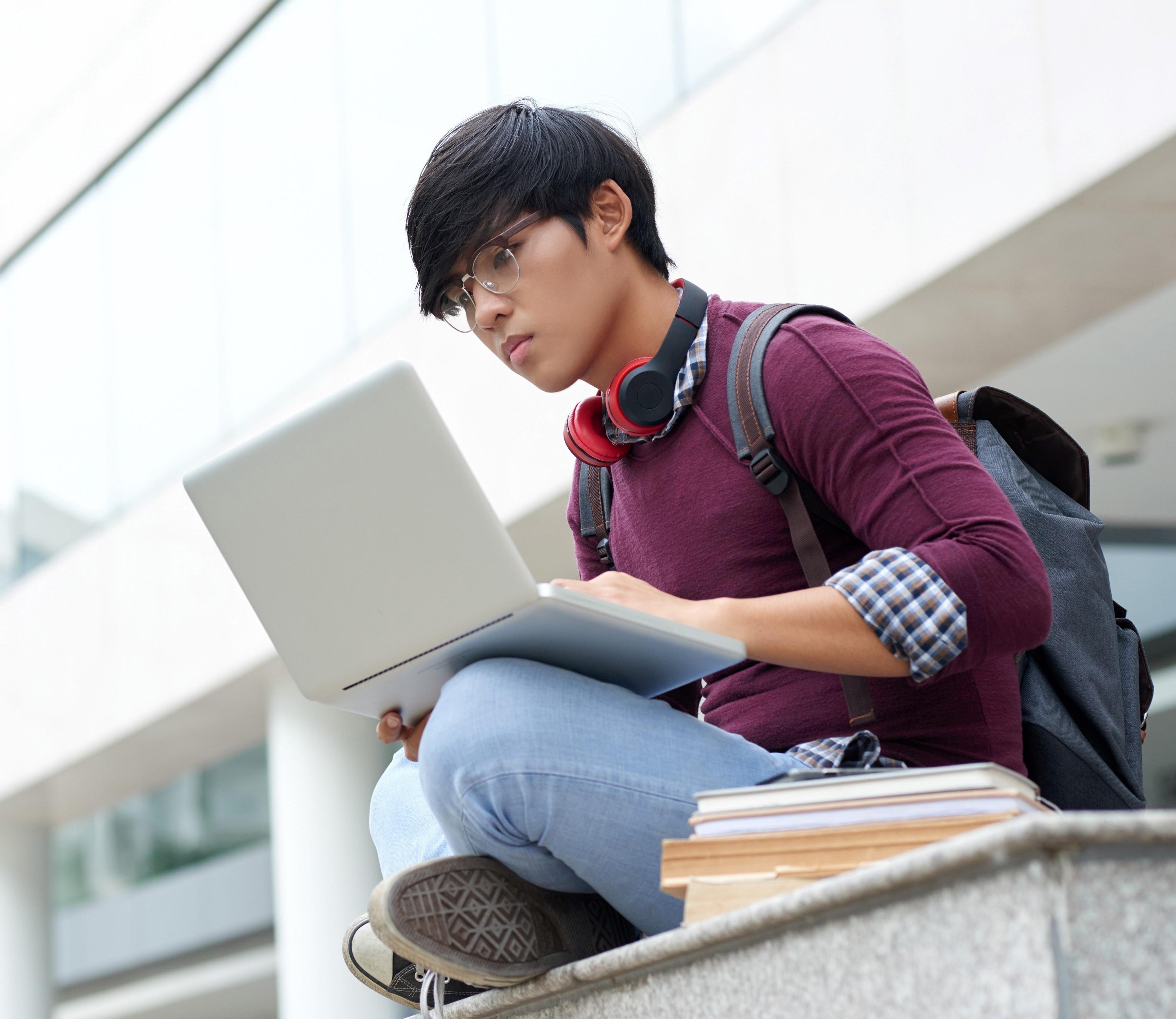 sitting-outdoors-with-laptop.jpg